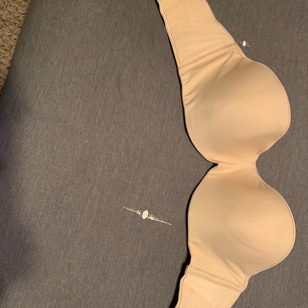 Strapless bra 36D